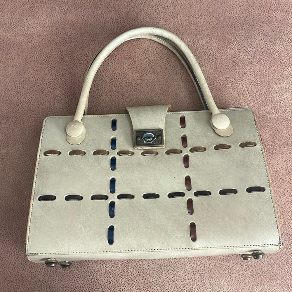 Mahler Vintage Leather Purse (pictured elsewhere with accessories)